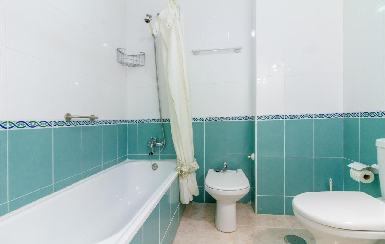 Awesome Apartment In Santa Pola With Kitchenette Eksteriør bilde